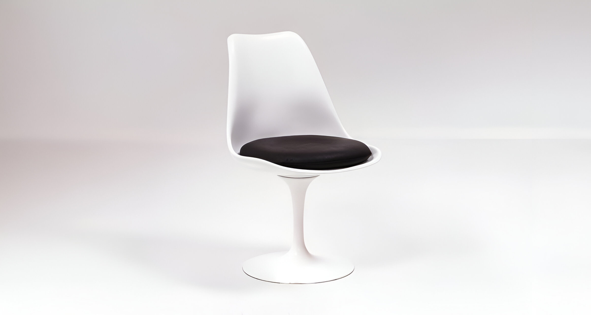 Eero Saarinen Tulip Chair: Transformative Furniture Design